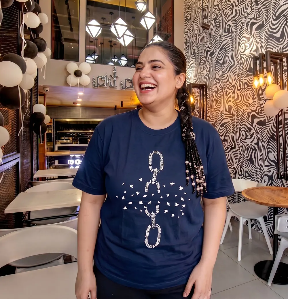 Break the Chain, Feel Freedom Unisex T-Shirt for Woman