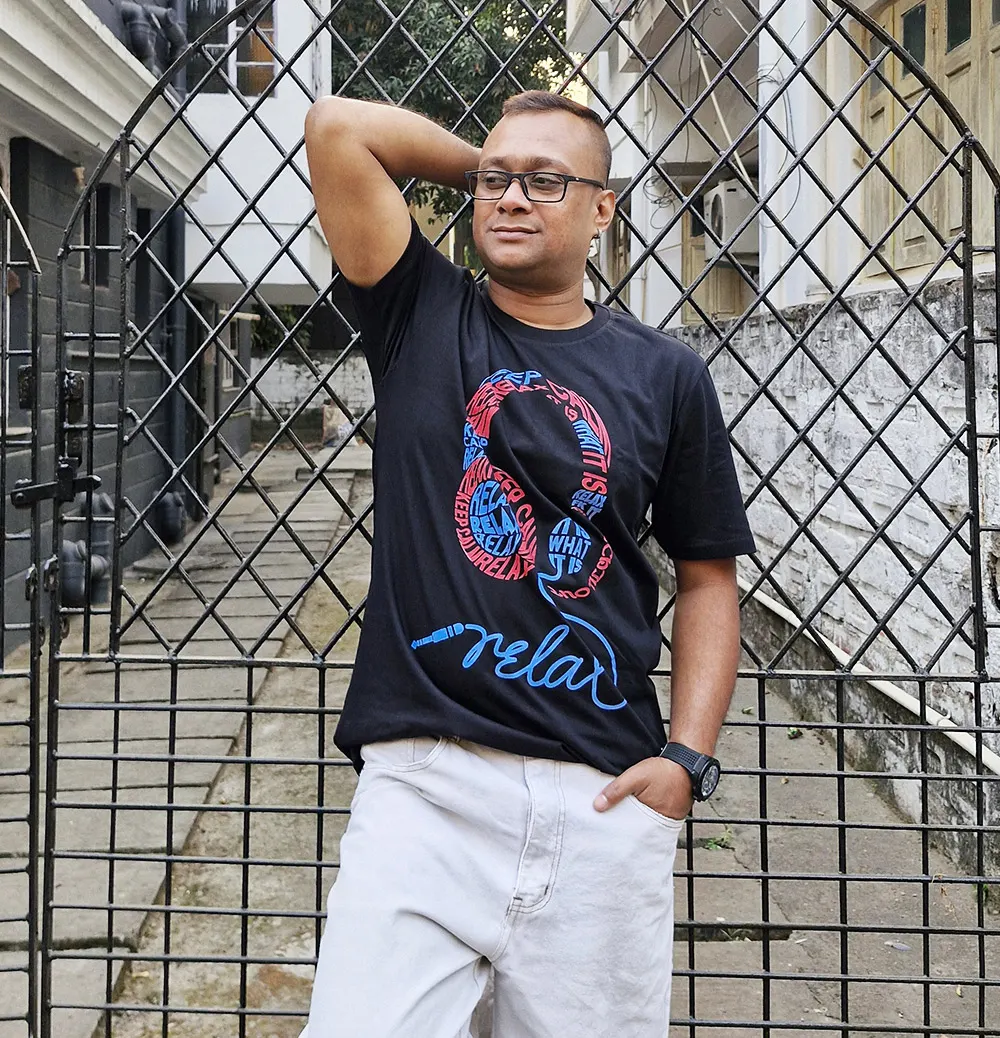 Man wearing Headphone T-shirt and giving pose