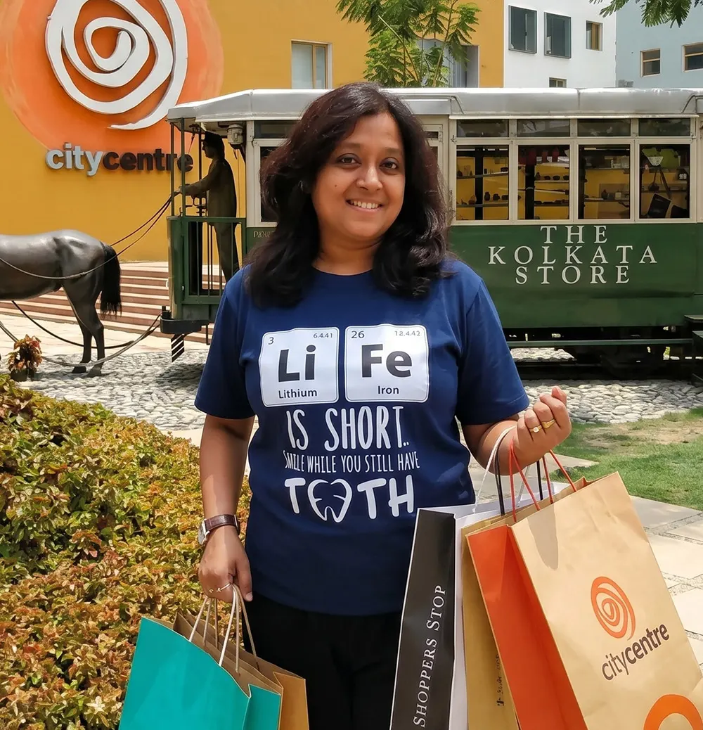 Woman wearing T-shirt and went for shopping